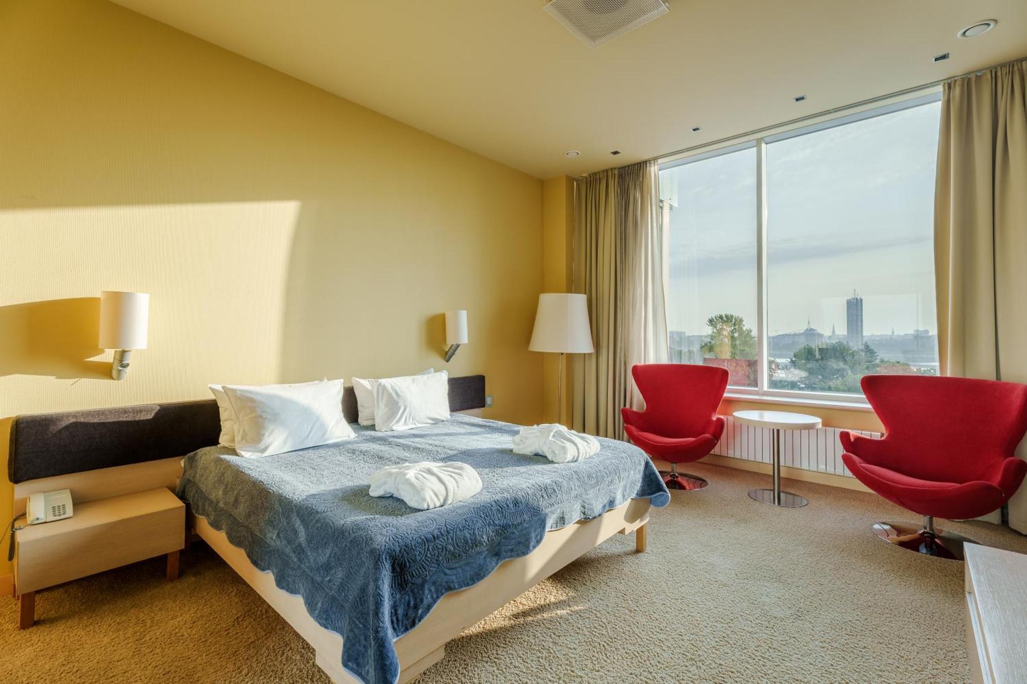 Riga Islande Hotel With Free Parking Exteriör bild
