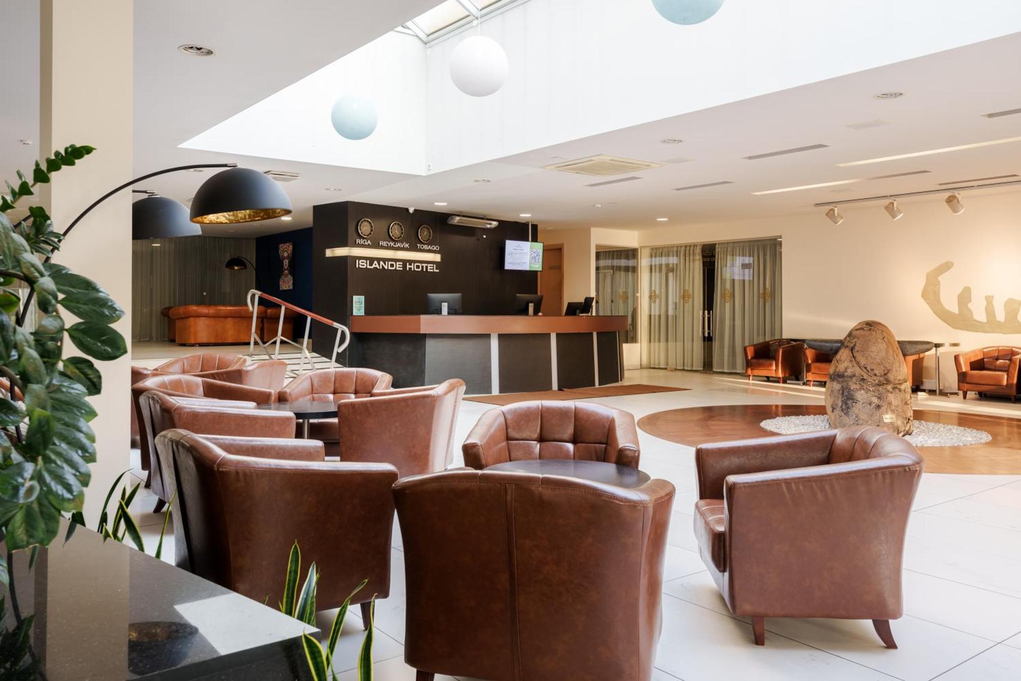 Riga Islande Hotel With Free Parking Exteriör bild